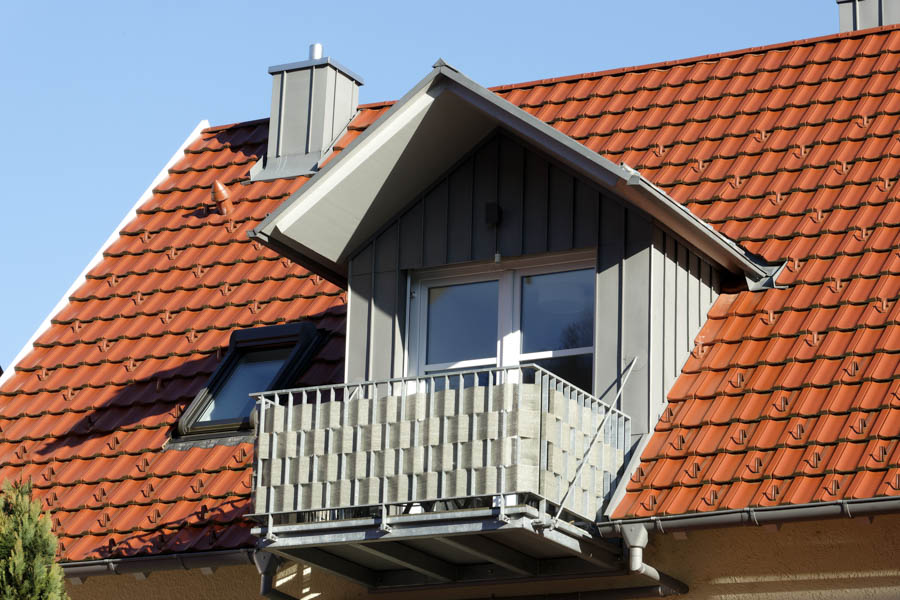 Kunz & Petersen Bauklempnerei - Dachdeckerei - Sanitärtechnik - Heizungsbau in Hamburg Dachdeckerei 03 Dachfenster und Dacherker